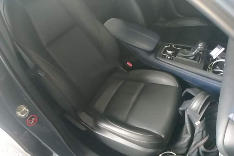 Used Mazda CX-30 2021 2.0L Automatic Zhiyue Trim Right Front Seat