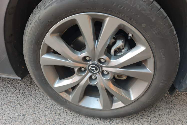 Used Mazda CX-30 2021 2.0L Automatic Joyful Edition Right Front Wheel Hub