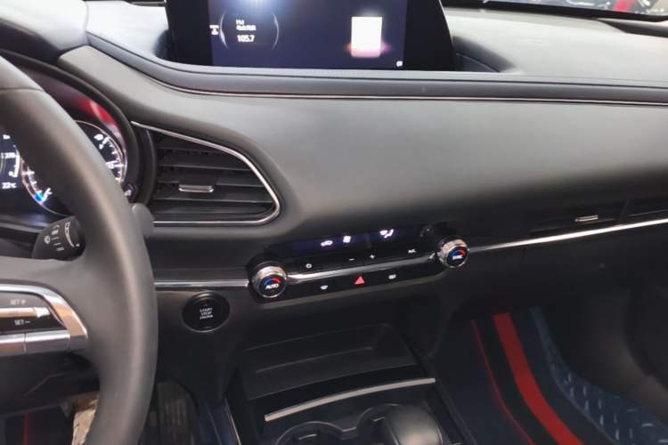 Used Mazda CX-30 2021 2.0L Automatic YAYUE Version Audio And AC Panel