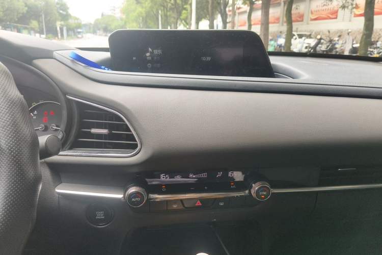 Used Mazda CX-30 2021 2.0L Automatic YAYUE Version Audio And AC Panel