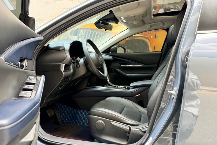 Used Mazda CX-30 2021 2.0L Automatic YAYUE Version Interior 3