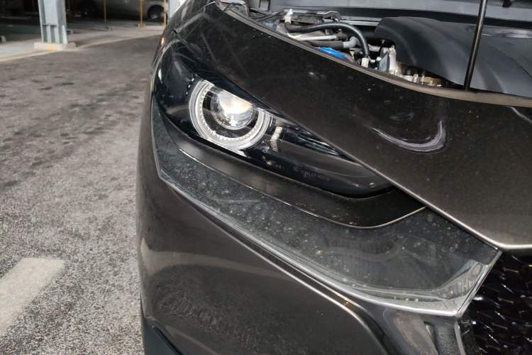 Used Mazda CX-30 2021 2.0L Automatic Zhaoyue Trim Right Front Headlight