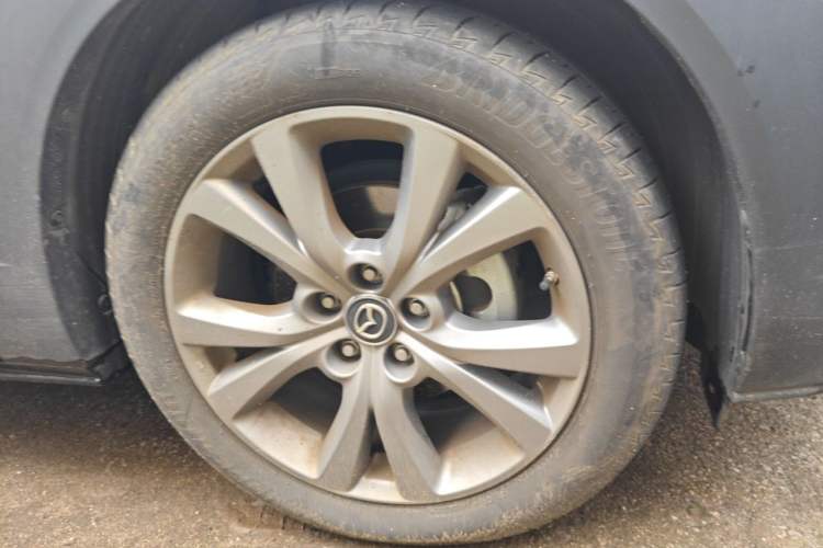 Used Mazda CX-30 2021 2.0L Automatic Joyful Edition Right Front Wheel Hub