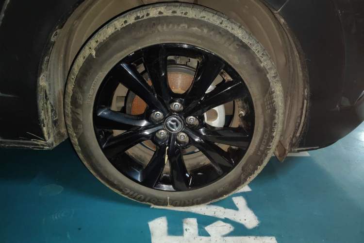 Used Mazda CX-30 2021 2.0L Automatic Joyful Edition Right Front Wheel Hub