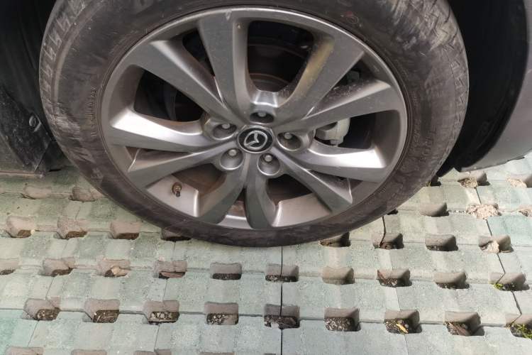 Used Mazda CX-30 2021 2.0L Automatic Joyful Edition Right Front Wheel Hub
