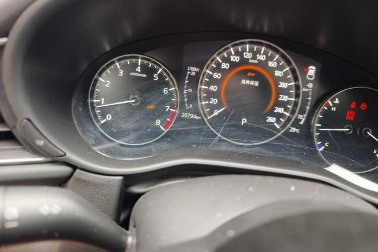 Used Mazda CX-30 2021 2.0L Automatic Zhiyue Trim Odometer Close Up
