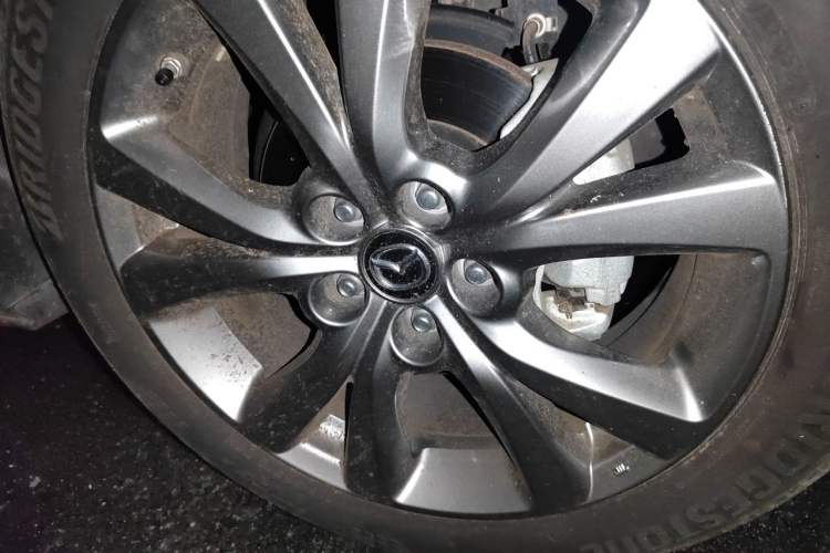 Used Mazda CX-30 2021 2.0L Automatic YAYUE Version Right Front Wheel Hub