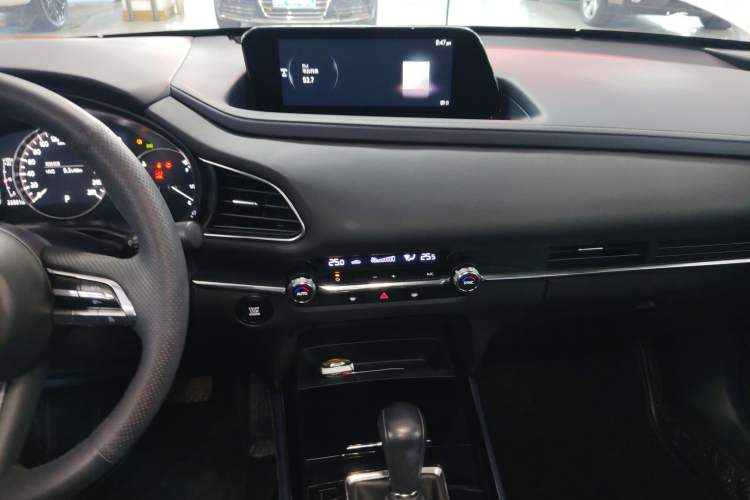 Used Mazda CX-30 2021 2.0L Automatic YAYUE Version Audio And AC Panel