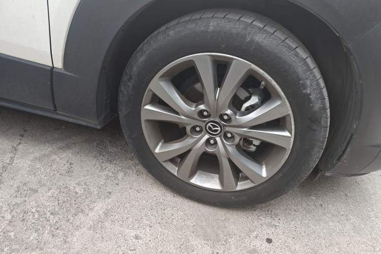 Used Mazda CX-30 2021 2.0L Automatic Joyful Edition Right Front Wheel Hub