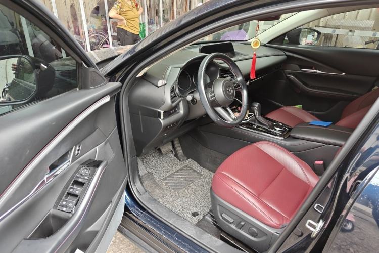 Used Mazda CX-30 2022 2.0L Automatic Jiayue Black Edition Driver Seat