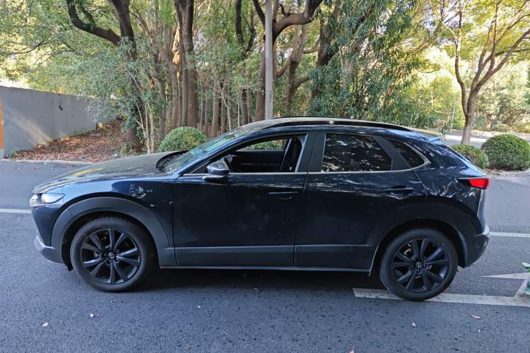 Used Mazda CX-30 2022 2.0L Automatic Jiayue Black Edition Exterior 5