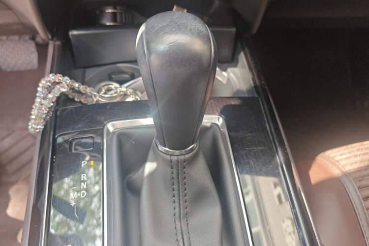 Used Mazda CX-30 2022 2.0L Automatic Jiayue Black Edition Gear Lever