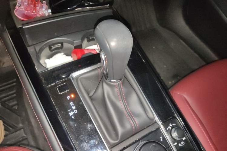 Used Mazda CX-30 2022 2.0L Automatic Yaoyue Edition Obsidian Version Gear Lever