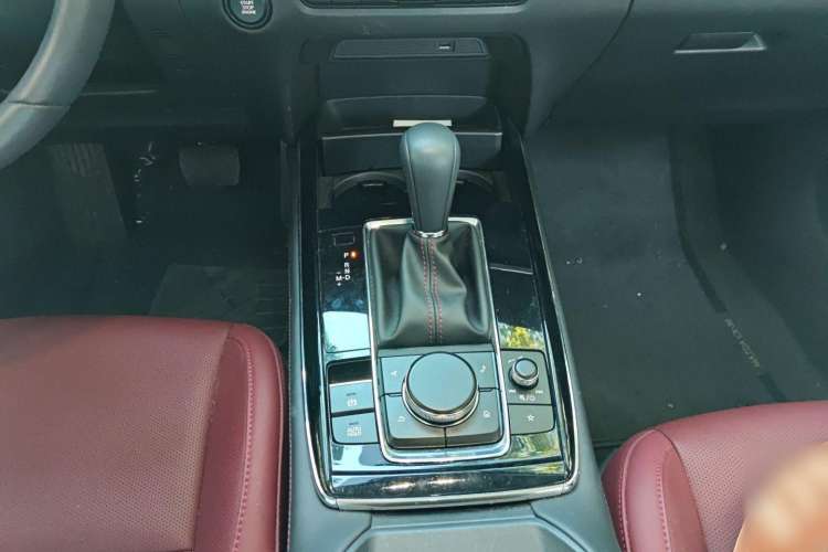 Used Mazda CX-30 2022 2.0L Automatic Jiayue Black Edition Gear Lever