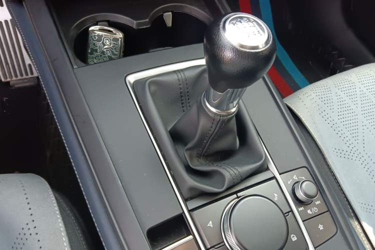 Used Mazda CX-30 2022 2.0L Manual Shangyue Trim Gear Lever