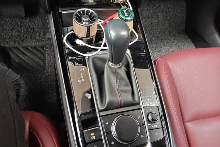 Used Mazda CX-30 2022 2.0L Automatic Jiayue Black Edition Gear Lever