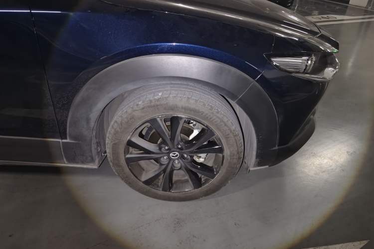 Used Mazda CX-30 2022 2.0L Automatic Yaoyue Edition Obsidian Version Right Front Wheel Hub