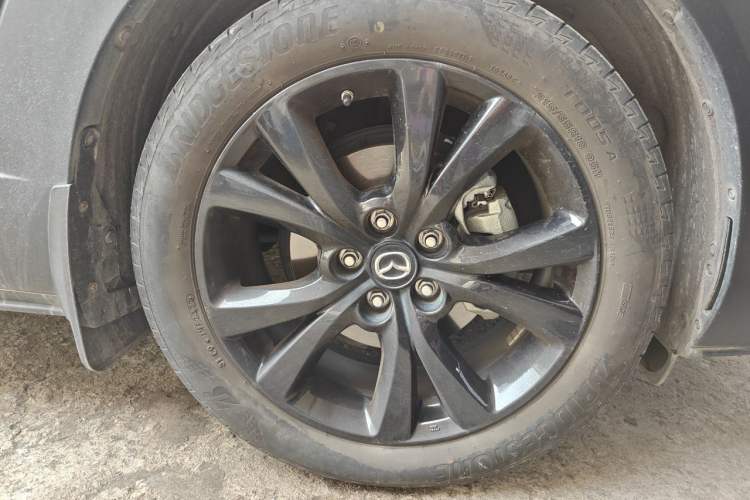 Used Mazda CX-30 2022 2.0L Automatic Jiayue Black Edition Right Front Wheel Hub