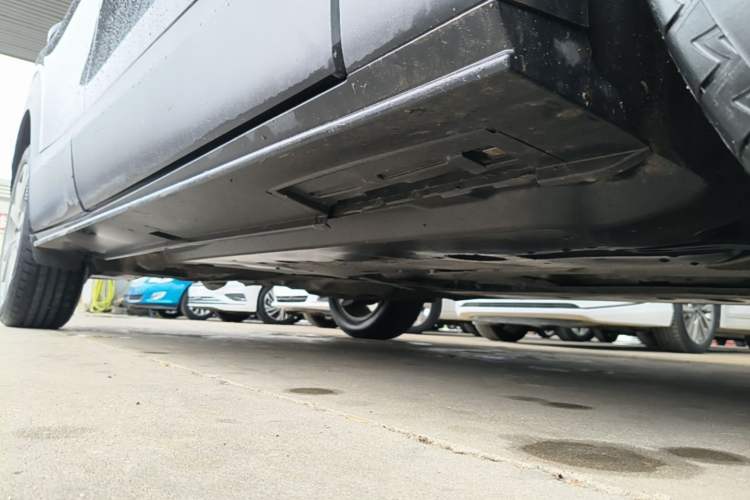 Used Mazda CX-30 2022 2.0L Automatic Joyful Model Right Side Sill