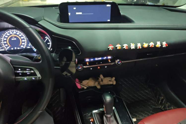 Used Mazda CX-30 2022 2.0L Automatic Yaoyue Edition Obsidian Version Audio And AC Panel
