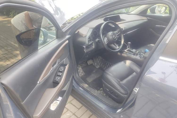 Used Mazda CX-30 2022 2.0L Automatic Jiayue Black Edition Driver Seat