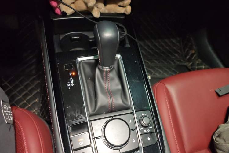 Used Mazda CX-30 2022 2.0L Automatic Yaoyue Edition Obsidian Version Gear Lever