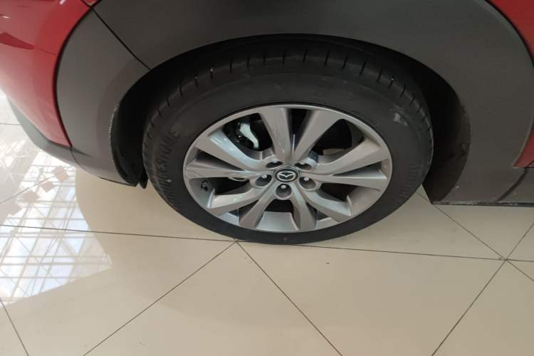 Used Mazda CX-30 2022 2.0L Automatic YAYUE Version Exterior 4