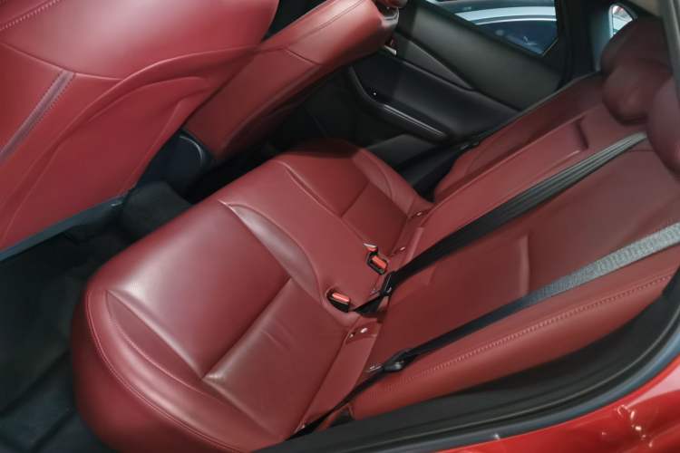 Used Mazda CX-30 2022 2.0L Automatic Yaoyue Edition Obsidian Version Left Rear Seat