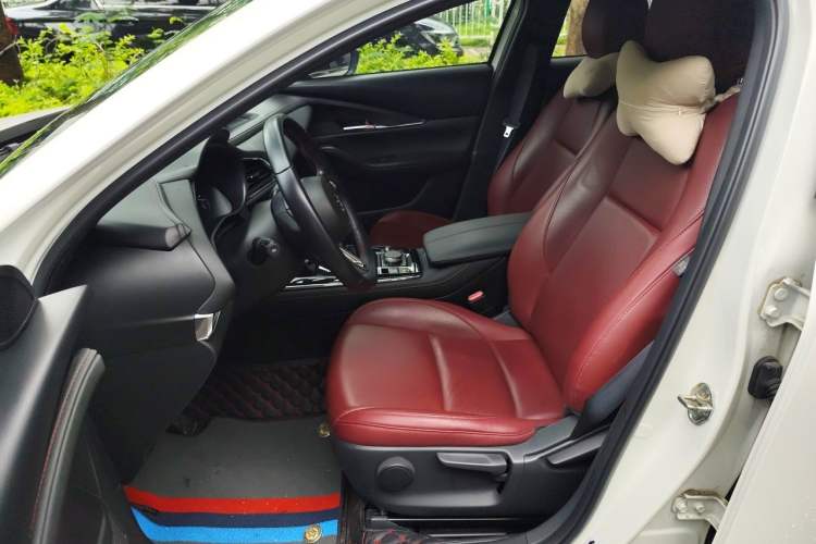 Used Mazda CX-30 2022 2.0L Automatic YAYUE Black Obsidian Edition Left Front Seat