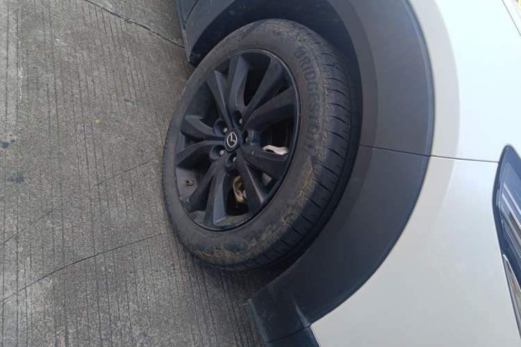 Used Mazda CX-30 2022 2.0L Automatic YAYUE Black Obsidian Edition Right Front Wheel Hub