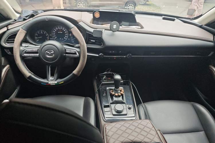 Used Mazda CX-30 2024 2.0L Automatic Joyful Edition Center Console