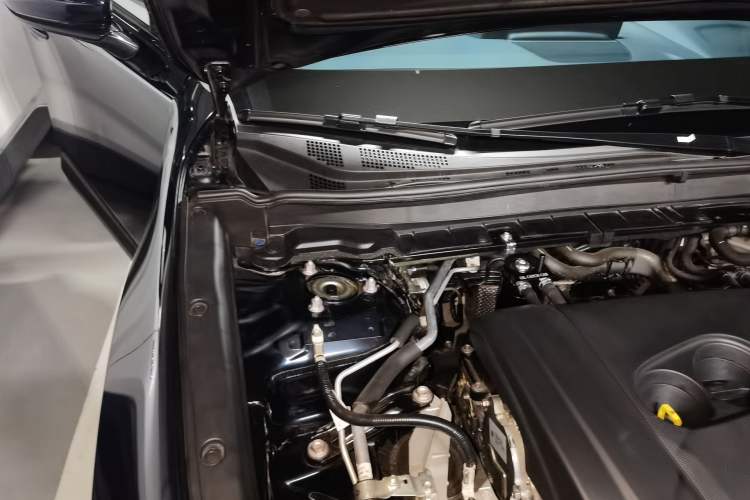 Used Mazda CX-30 2024 2.0L Manual Shangyue Trim Engine Bay Right