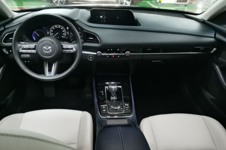 Used Mazda CX-30 EV 2021 Pure Electric Deluxe Edition Center Console