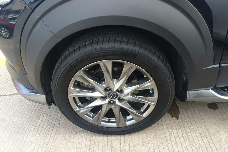 Used Mazda CX-30 EV 2021 Pure Electric Deluxe Edition Left Front Wheel Hub