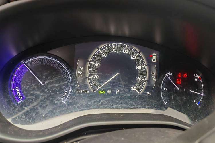 Used Mazda CX-30 EV 2021 Pure Electric Deluxe Edition Odometer Close Up