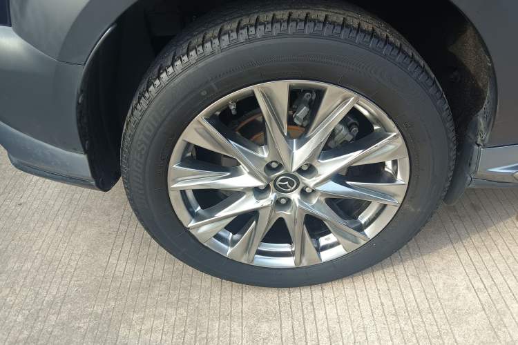 Used Mazda CX-30 EV 2021 Pure Electric Deluxe Edition Right Rear Wheel Hub