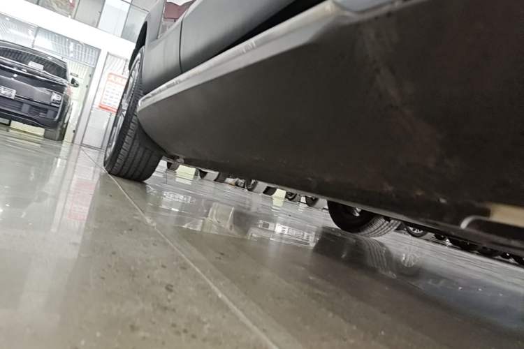 Used Mazda CX-30 EV 2021 Pure Electric Deluxe Edition Right Side Sill