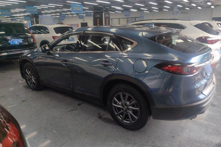 Used Mazda CX-4 2020 2.0L Automatic Two-Wheel Drive Blue Sky Dynamic Edition Exterior 5