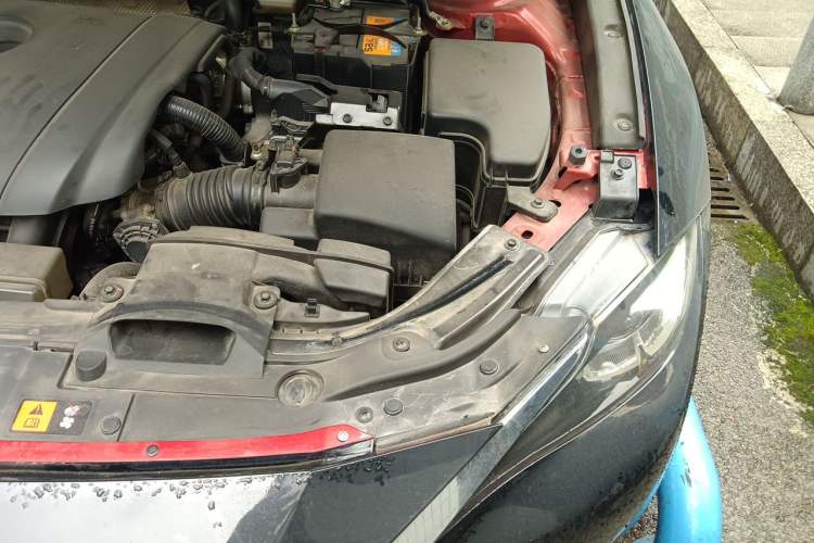 Used Mazda CX-4 2016 2.0L Automatic 2WD Blue Sky Dynamic Edition Engine Bay Left