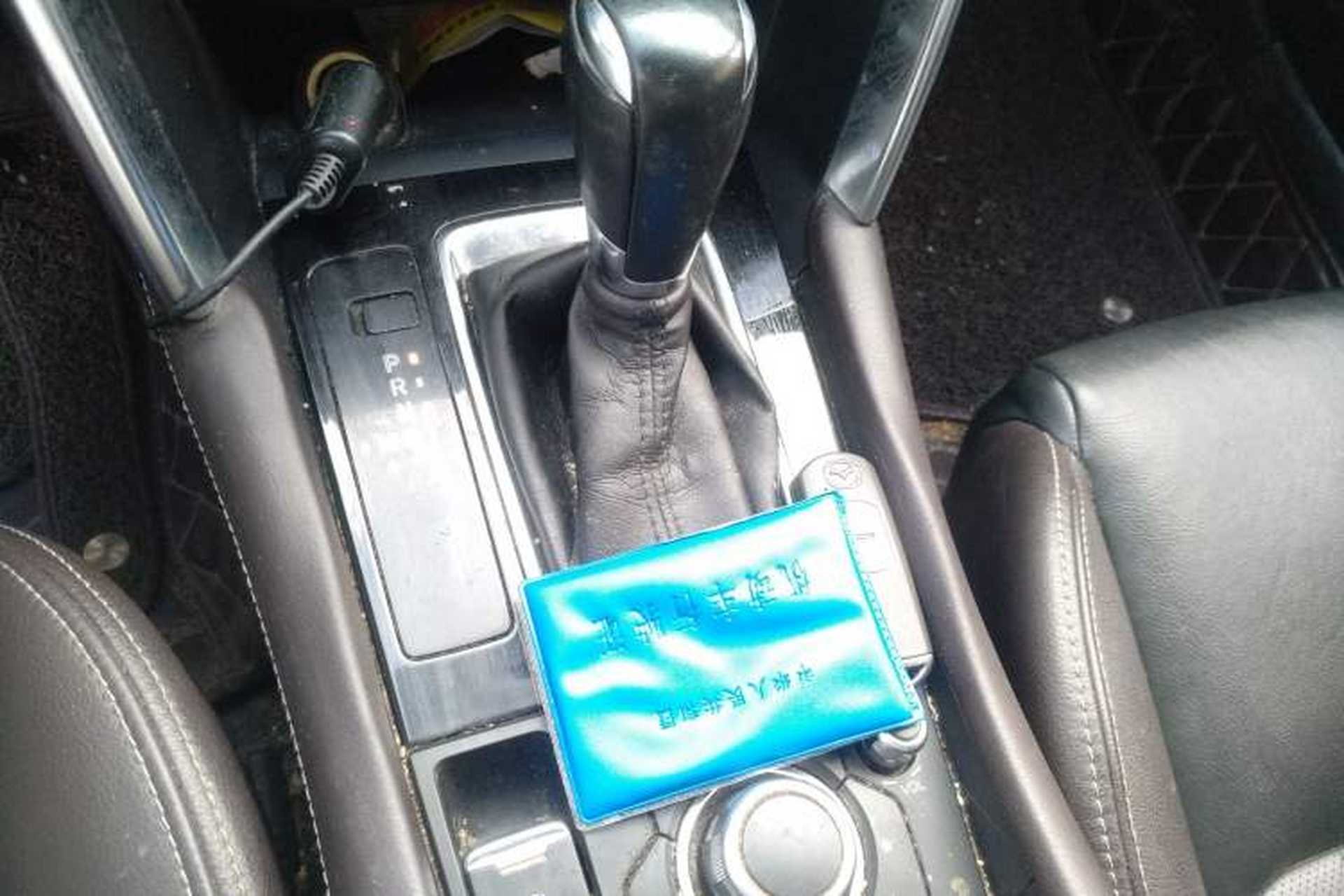 Used Mazda CX-4 2016 2.0L Automatic 2WD Blue Sky Luxury Edition Gear Lever