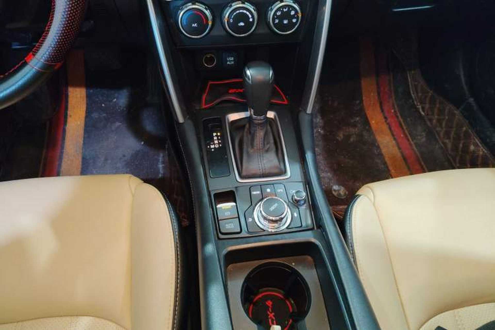 Used Mazda CX-4 2016 2.0L Automatic 2WD Blue Sky Dynamic Edition Gear Lever