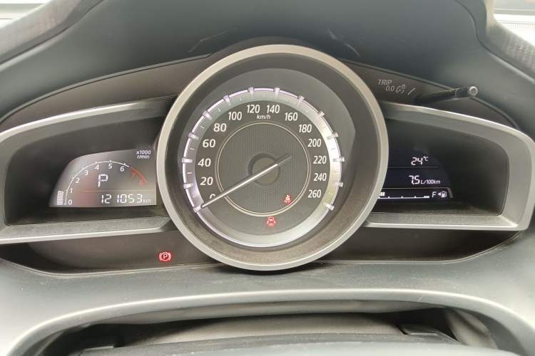 Used Mazda CX-4 2016 2.0L Automatic 2WD Blue Sky Dynamic Edition Instrument Cluster