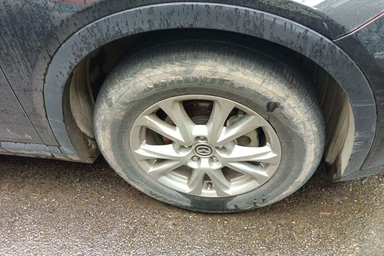 Used Mazda CX-4 2016 2.0L Automatic 2WD Blue Sky Dynamic Edition Right Front Wheel Hub