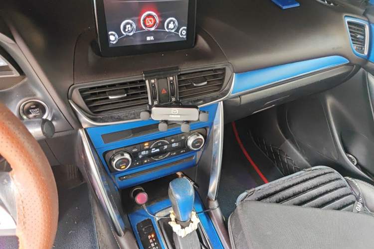 Used Mazda CX-4 2016 2.0L Automatic 2WD Blue Sky Luxury Edition Audio And AC Panel