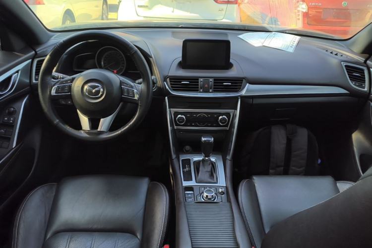 Used Mazda CX-4 2016 2.0L Automatic 2WD Blue Sky Luxury Edition Center Console