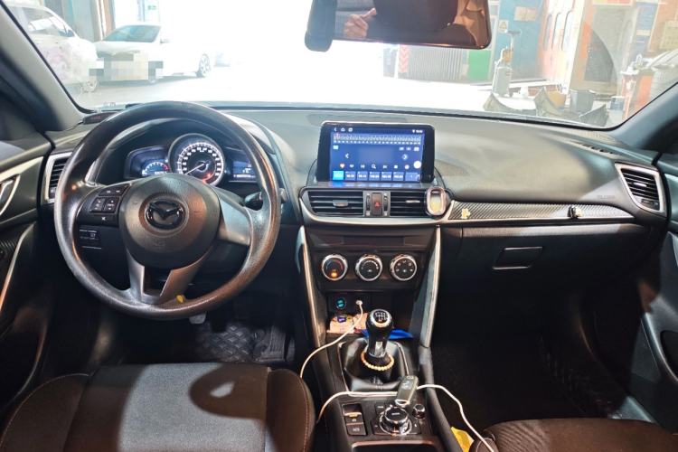 Used Mazda CX-4 2016 2.0L Manual Two-Wheel Drive Blue Sky Dynamic Edition Center Console