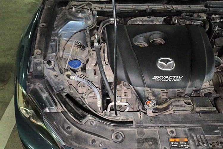 Used Mazda CX-4 2016 2.0L Automatic 2WD Blue Sky Dynamic Edition Engine Bay Right