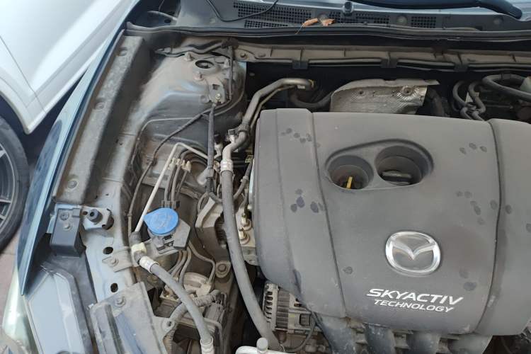 Used Mazda CX-4 2016 2.0L Automatic 2WD Blue Sky Luxury Edition Engine Bay Right