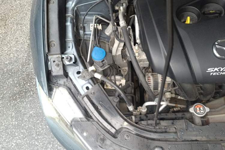 Used Mazda CX-4 2016 2.0L Automatic 2WD Blue Sky Dynamic Edition Engine Bay Right
