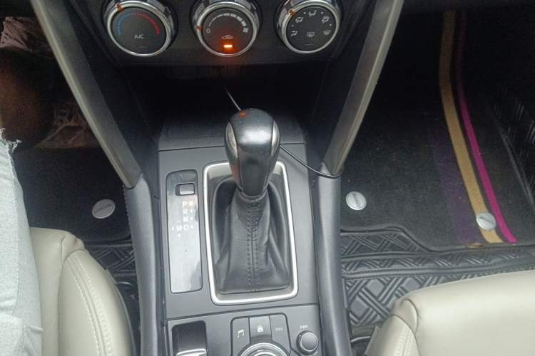 Used Mazda CX-4 2016 2.0L Automatic 2WD Blue Sky Dynamic Edition Gear Lever